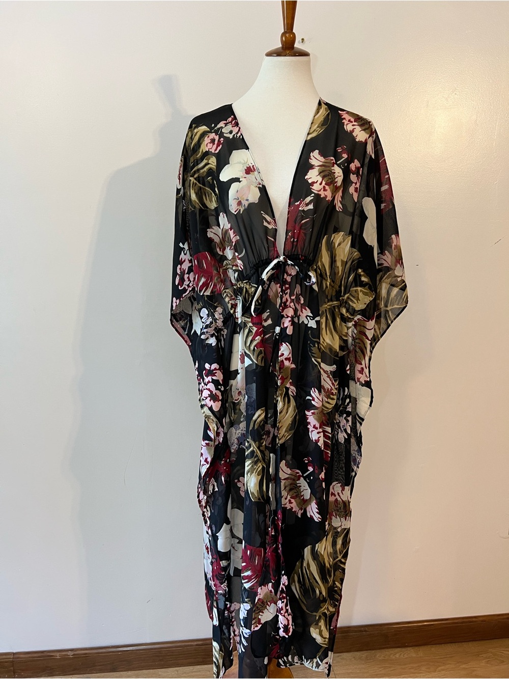 WALTER BAKER Tulum Floral Caftan Black Sheer Resort Boho Cover Up Maxi Kimono